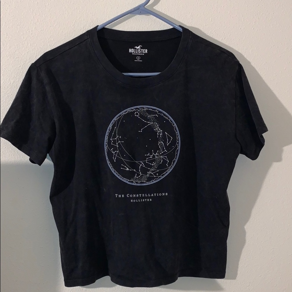 Grey graphic tee